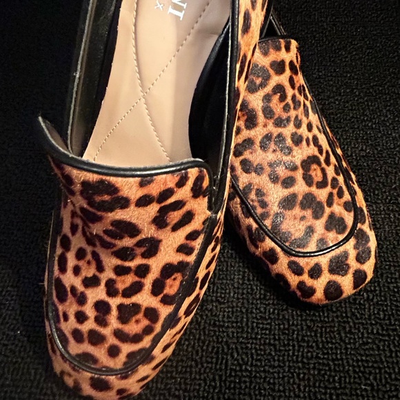 New! Alfani Calf Fur Animal Print Step N Flex Carliyle Low Loafer NWOB Size 7.5 - Picture 3 of 13